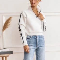 TIMING INC Tops Brynn Pullover