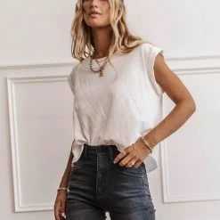 FINAL TOUCH COLLECTION Walker Tee In White