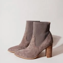FREE SOUL/MIRACLE MILE Saylor Heeled Boots In Grey Shoes