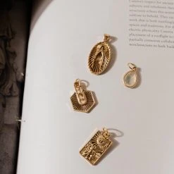 LA RADIANT VAL JEAN GLOBAL Necklaces Sanctuary Lock Pendant