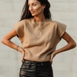 SINA Sweaters Geena Shoulder Pad Sweater In Camel