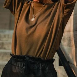 SINA Pamina Rolled Sleeve Top