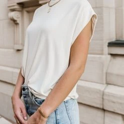 SINA Greta Muscle Tee In Camel