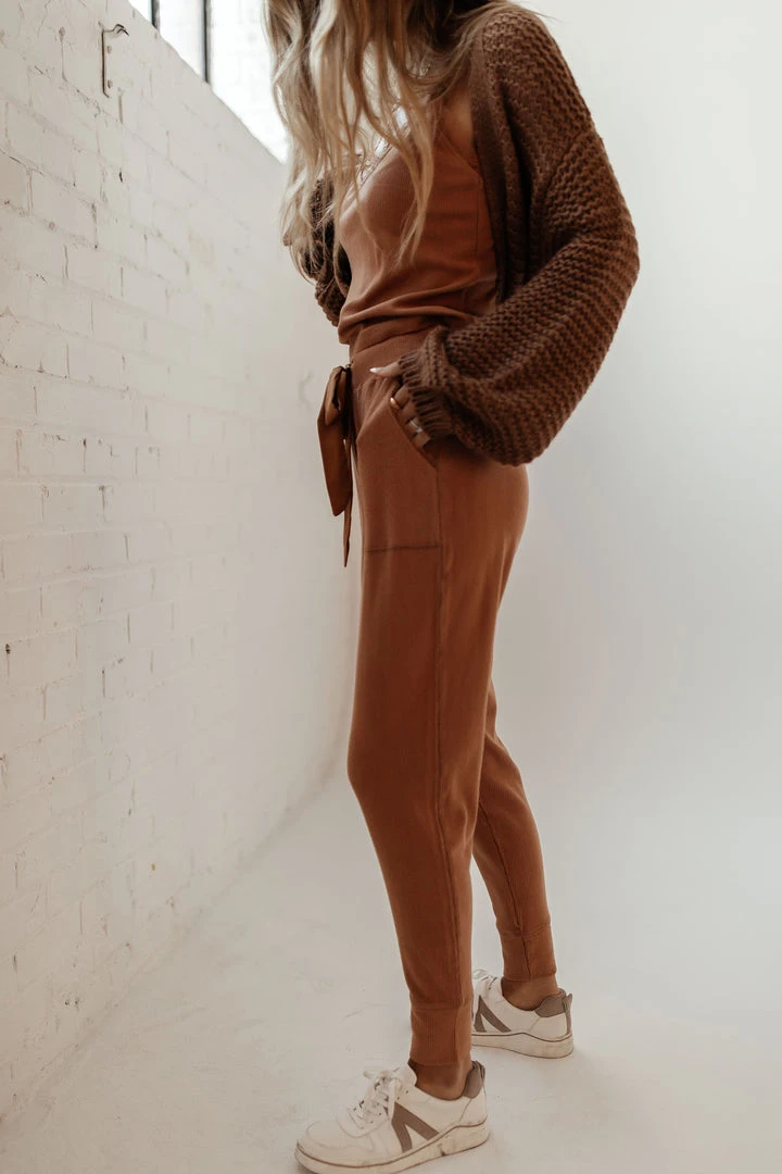 SINA Aster Set Jogger - FINAL SALE 7 SINA Aster Set Jogger - FINAL SALE