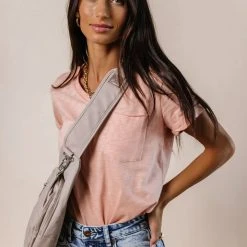 SINA Tops Ayla Tee In Burgundy